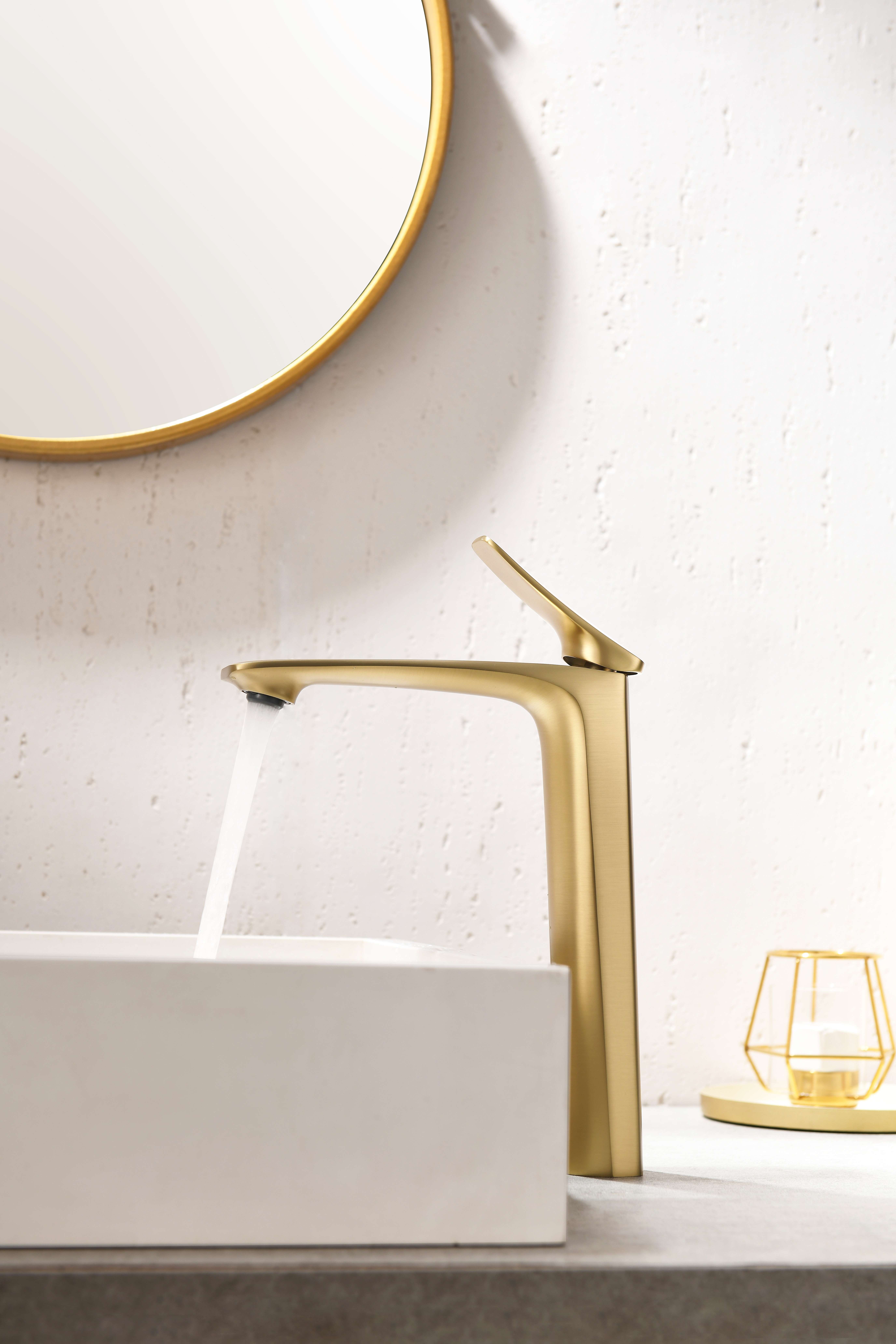 AX1012 加高面盆龙头